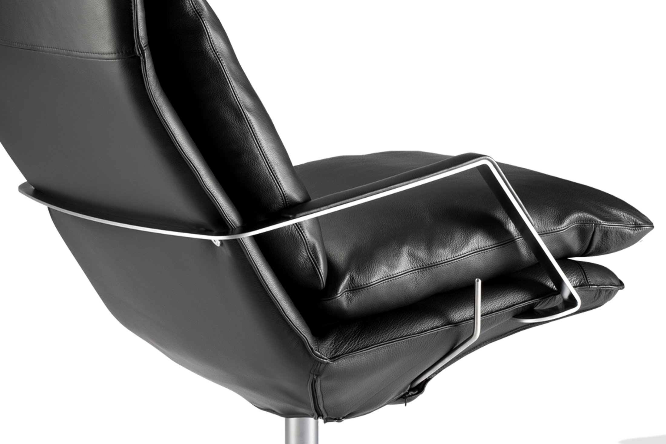 SL 330 Armchair (Leather several choices)-  Søren Lund - 2