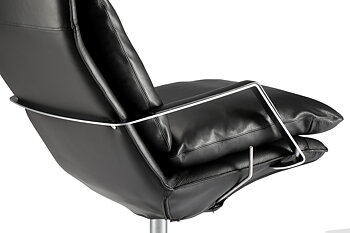 SL 330 Armchair (Leather several choices)-  Søren Lund