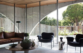 Bollo  Lounge chair (Fabric Barnum Pine 9) - Quickship - Fogia 