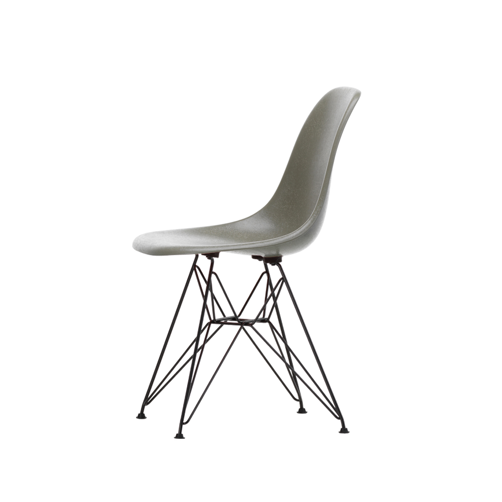 Eames Fiberglass Stol DSR Umber Grey/Svarta ben - I lager