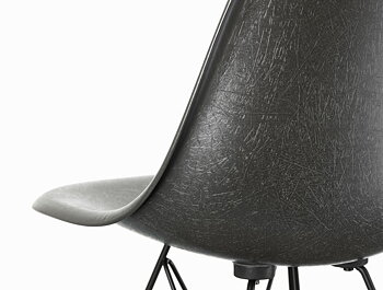 Eames Fiberglass Chair DSR Umber grey/Black stand - In stock