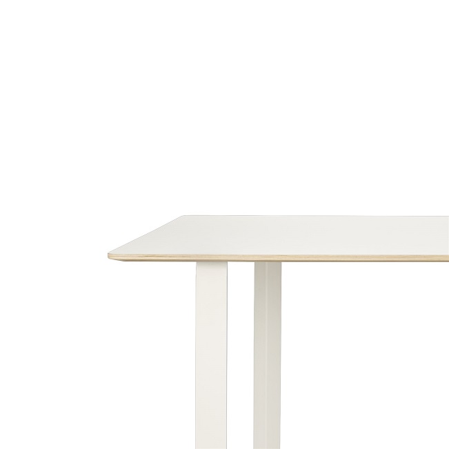 70/70 Table White - 3