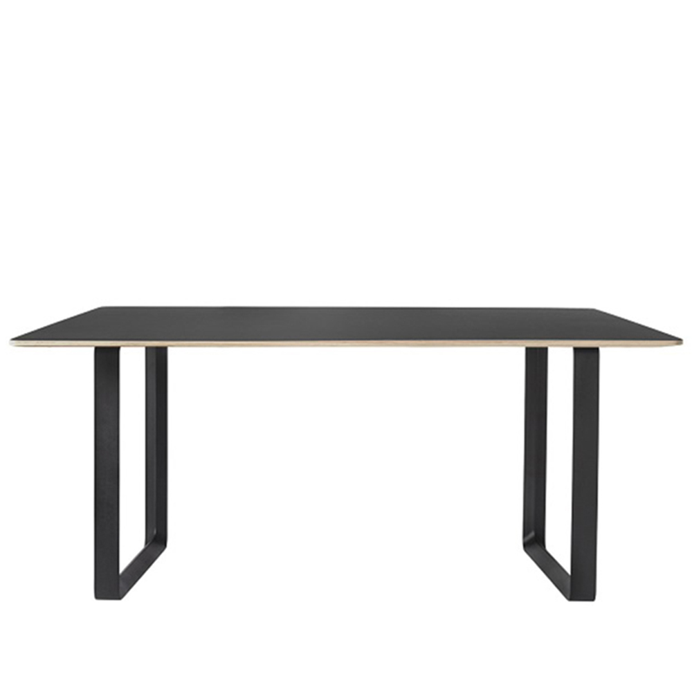 70/70 Table Black