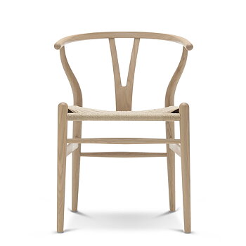 CH24 Y-Chair Wishbone (Oak Soaped) - In stock - Carl Hansen & Søn