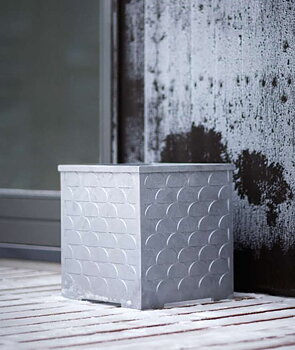 Relief Växtkärl - Byarums Bruk