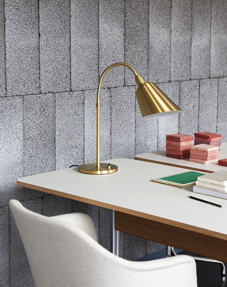 Pavilion Desk AV16 - & Tradition - Quickship - 2