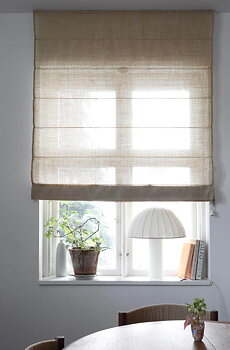 Hissgardin Ellie Halmgul halvlinne 90 cm bred 220 cm hög