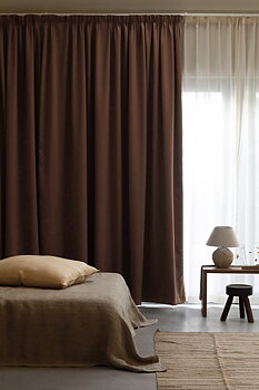 Mörkläggande Hotellgardin Kolabrun Höjd 290 cm