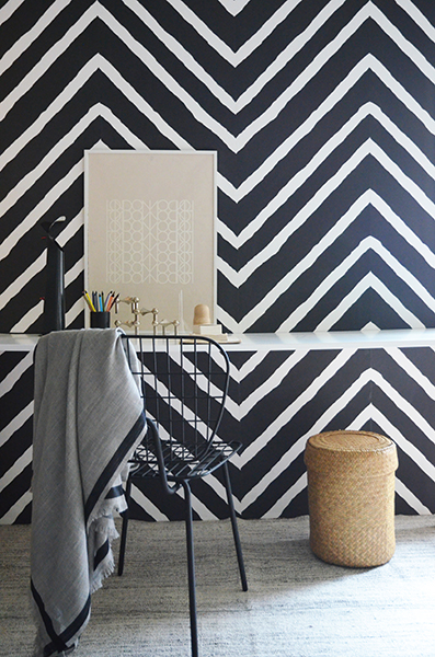 Tapet Flow Black right - 2