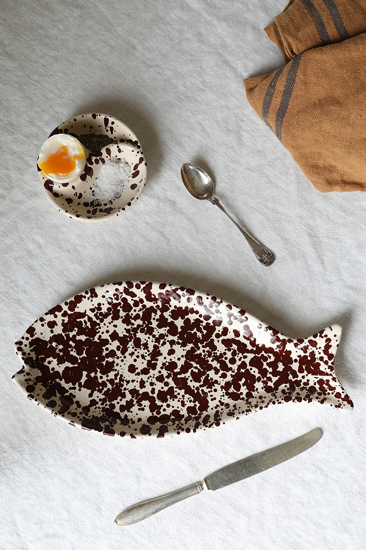 Spruzzi Fisktallrik Brun
