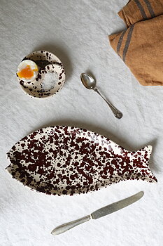 Spruzzi Fisktallrik Brun
