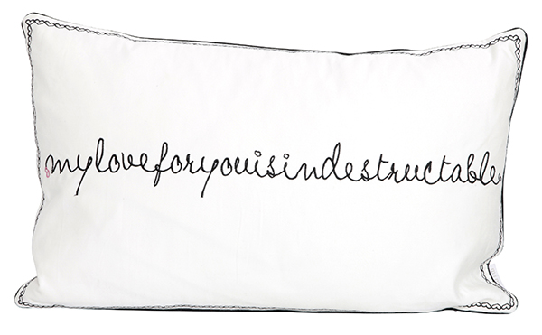 Kudde Indestructable Love Svart 30X50