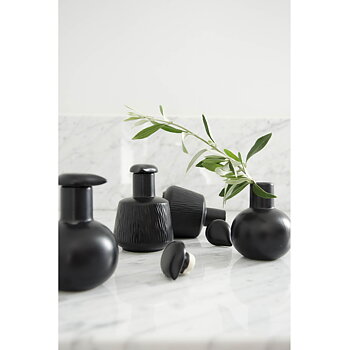 Flaska med låsbart lock PURE Black
