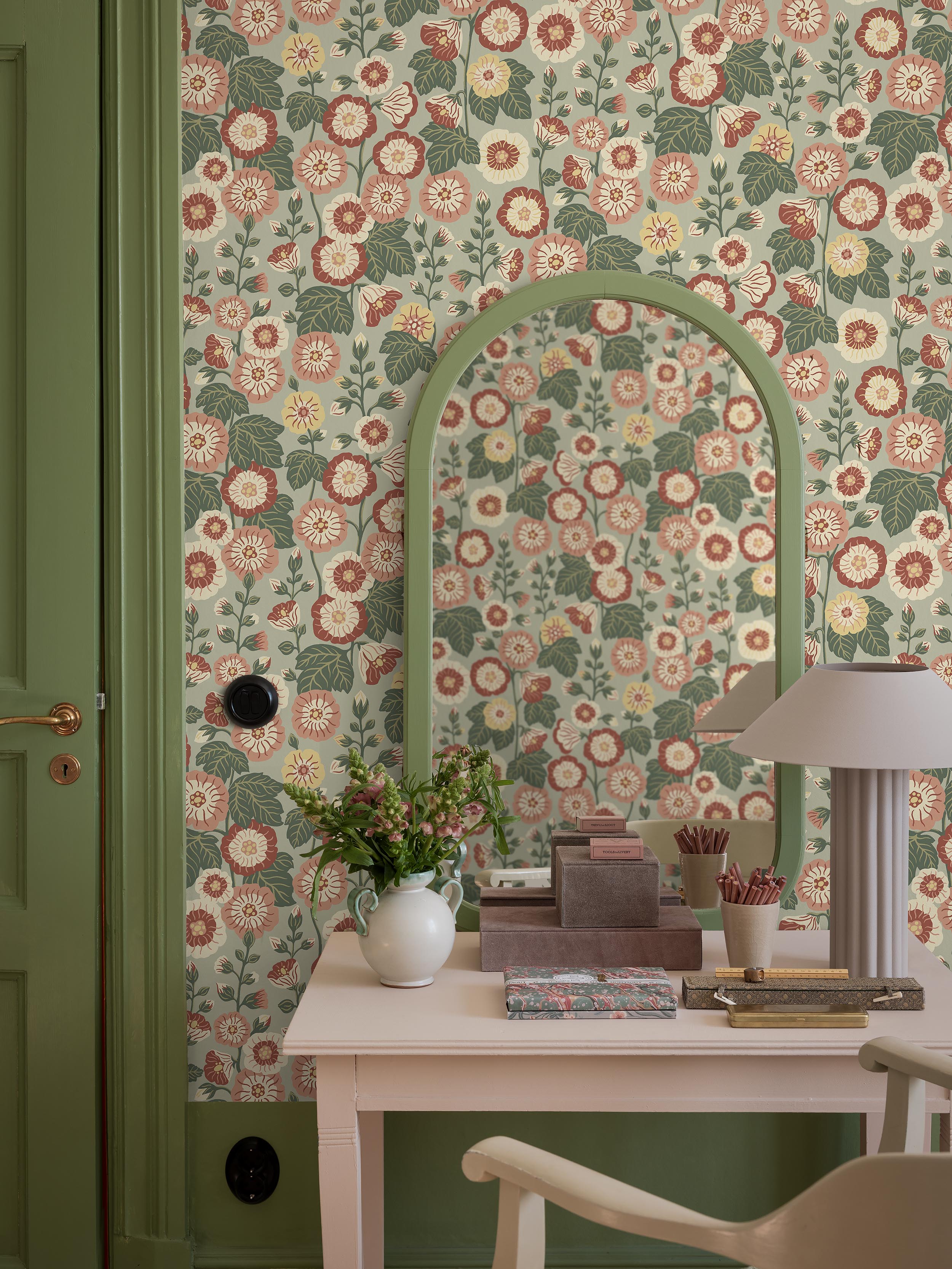 Happy Hollyhocks - 9172 - 2