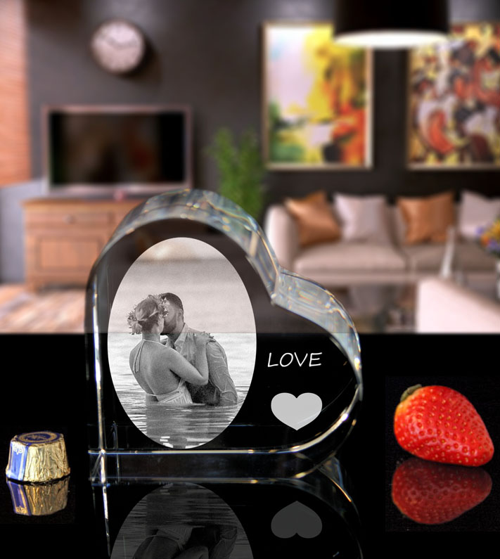 2D Crystal Heart Lying Large 100x100x50mm - 3