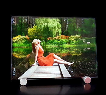 Kristallfoto i färg 130x90x8mm  med din text, inkl. aluminiumställ