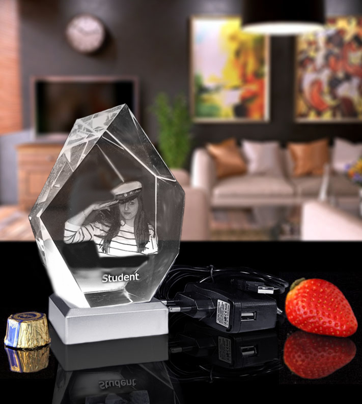Studentpaket Medium med 3D kristall, belysning och nätadapter