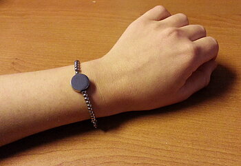 Charm Bracelet ''Alessa' + Circle-Shaped Charm with Your Text