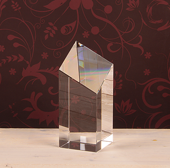 3D Crystal Slanted Top Award Medium 150x60x60mm