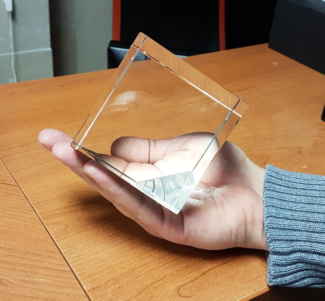 3D Crystal Cube with Cut Corner 80x80x80mm - 2