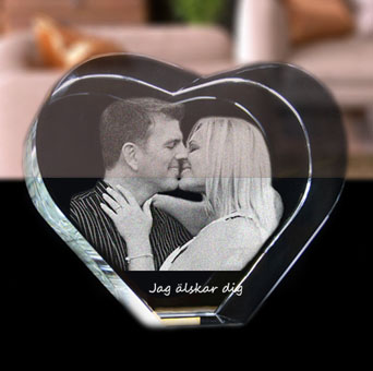 3D CRYSTALS WITH LASERED PHOTO/TEXT