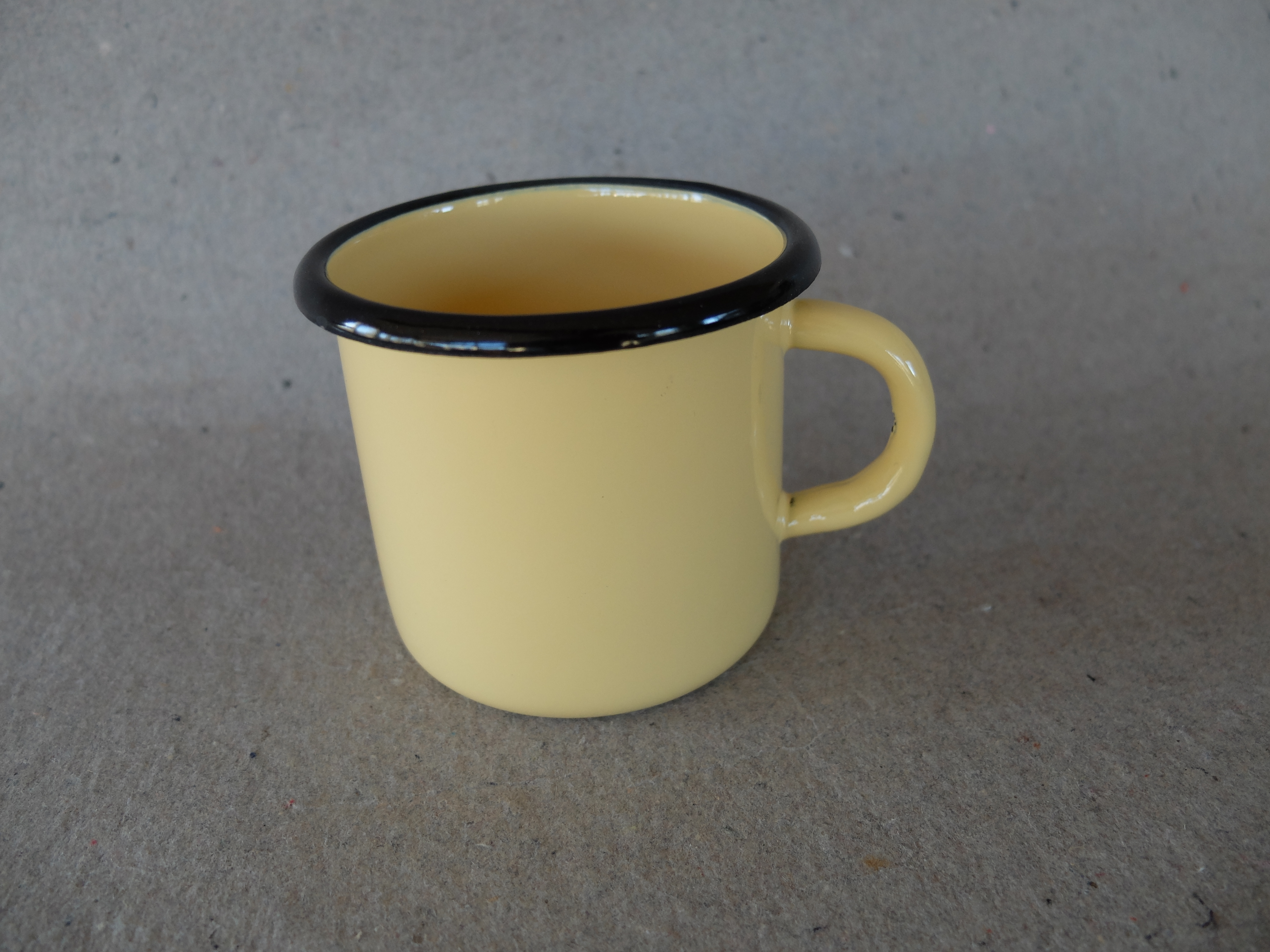 Mugg/Emaljerad/Gul