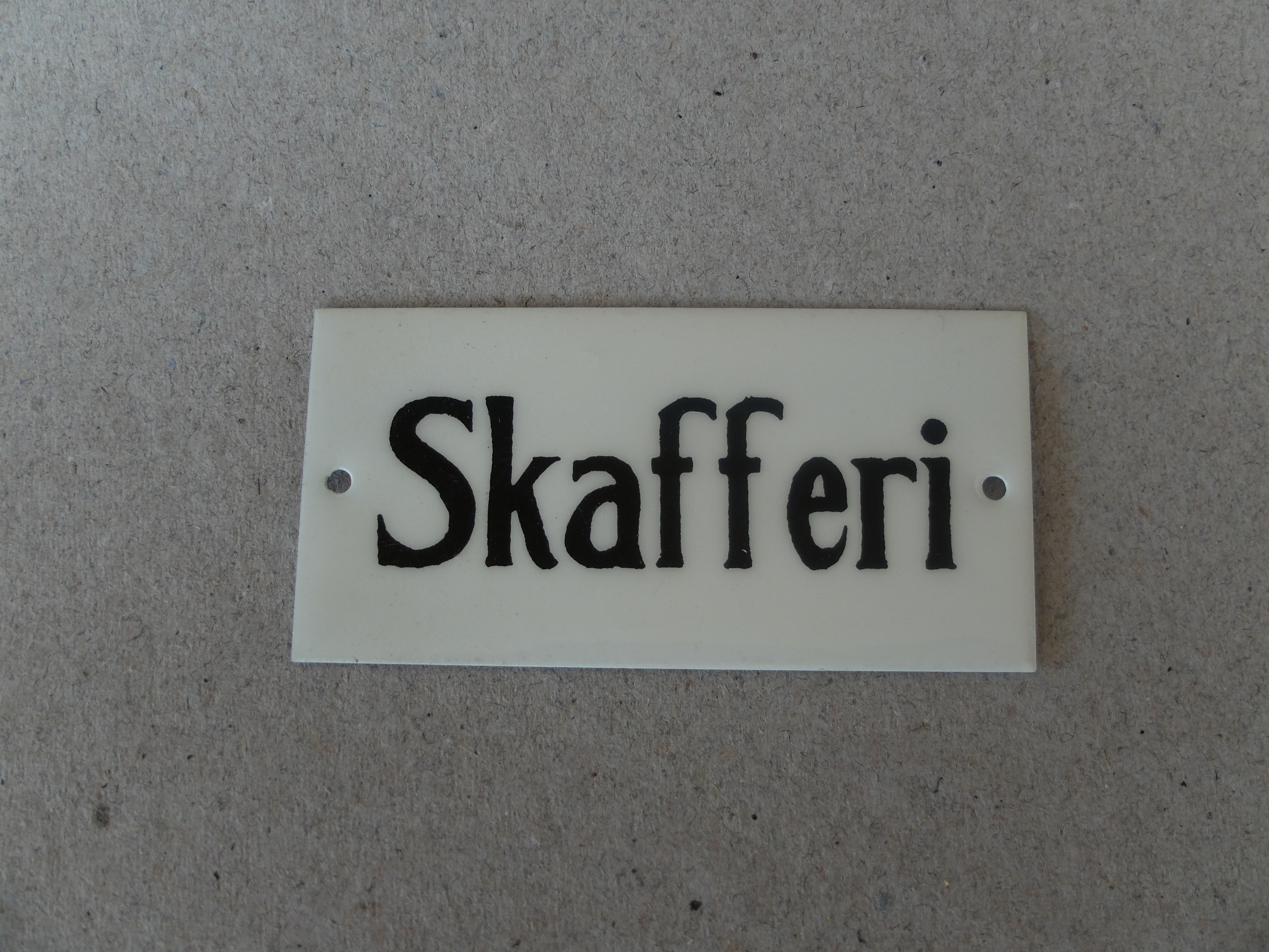 Skafferi/Skylt   