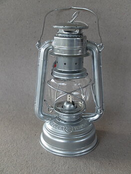 Fotogenlampa/Zink