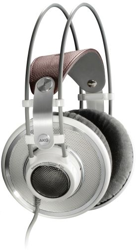 AKG K701