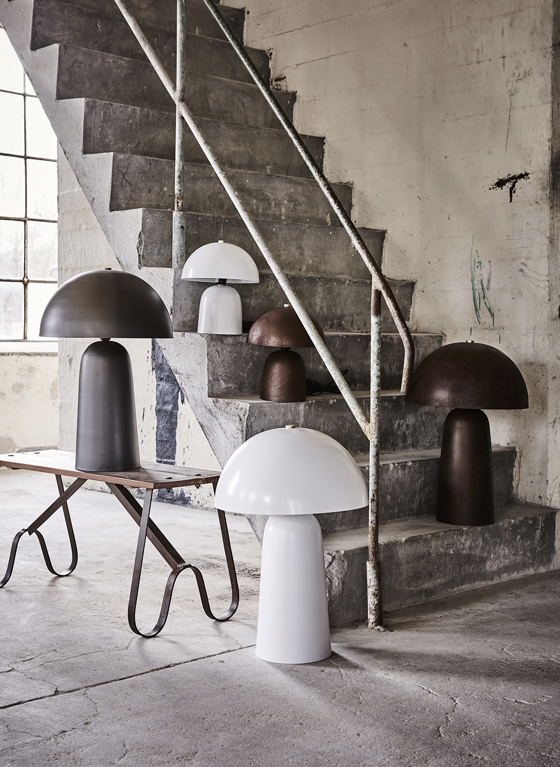 Fungi Bordslampa Mörkgrå L  - 4