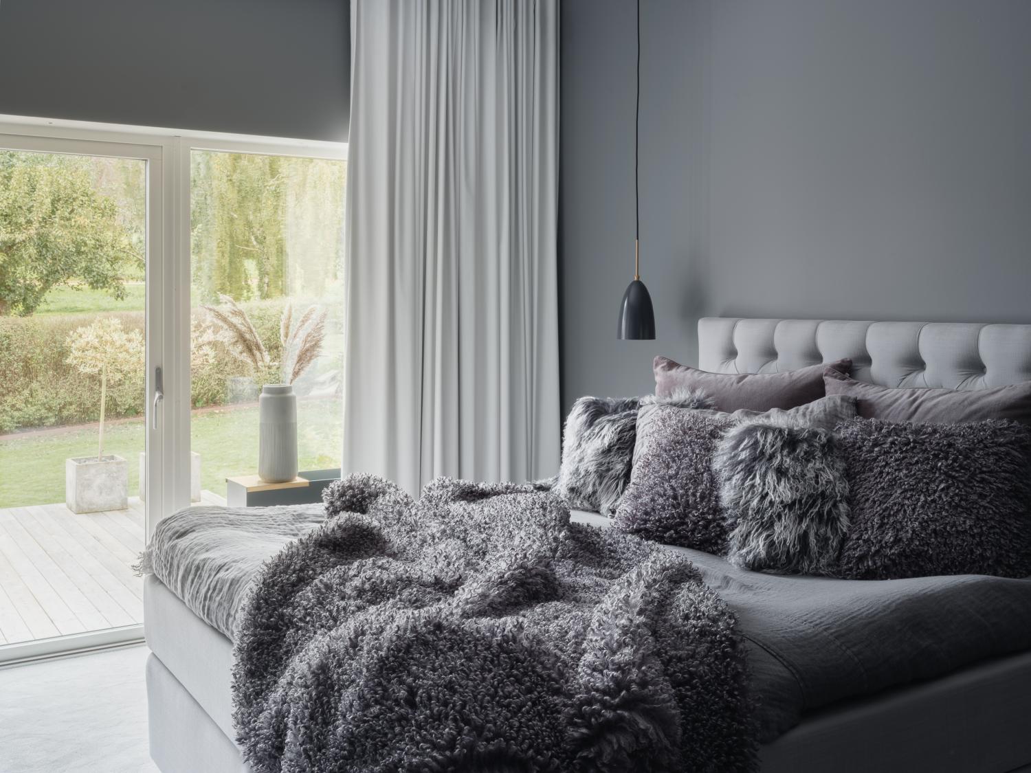 Wooly Pläd i fårskinnsimitation Grå 