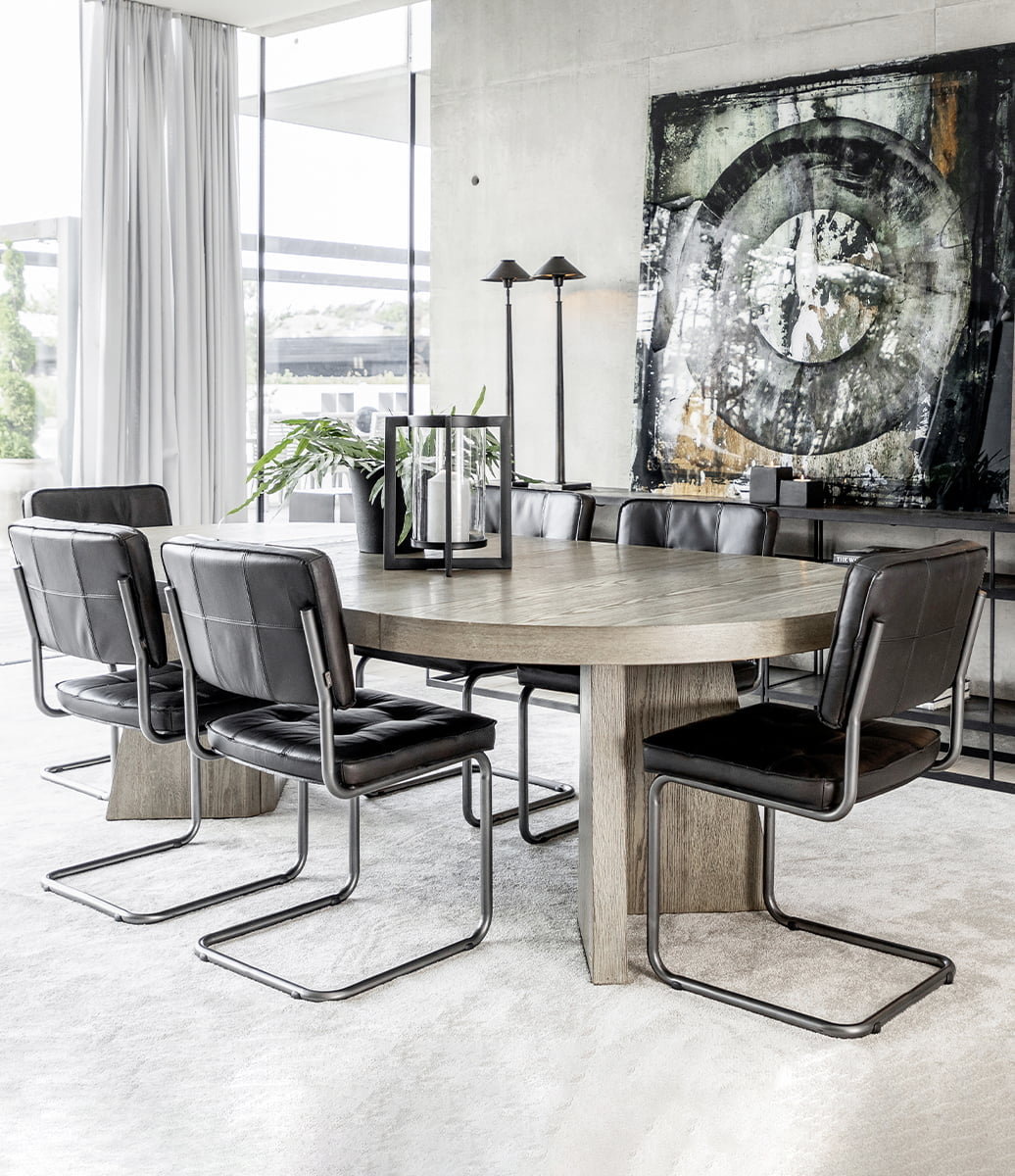 Carlos Matstol i svart skinn - Artwood - 3