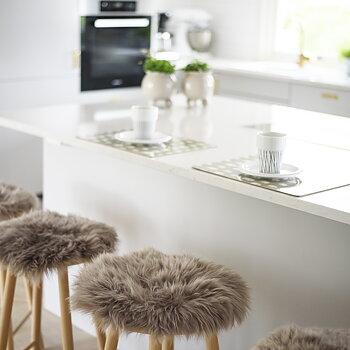 Gently stolsdyna i fårskinn - Beige