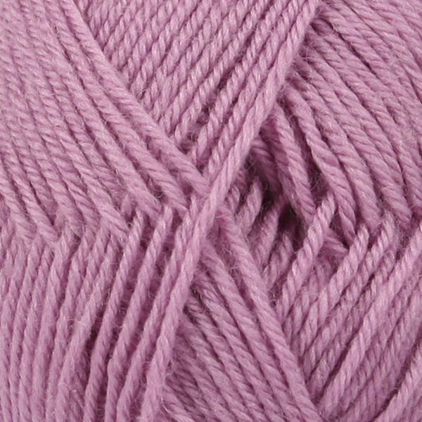 40 Ljus gammalrosa - DROPS Karisma