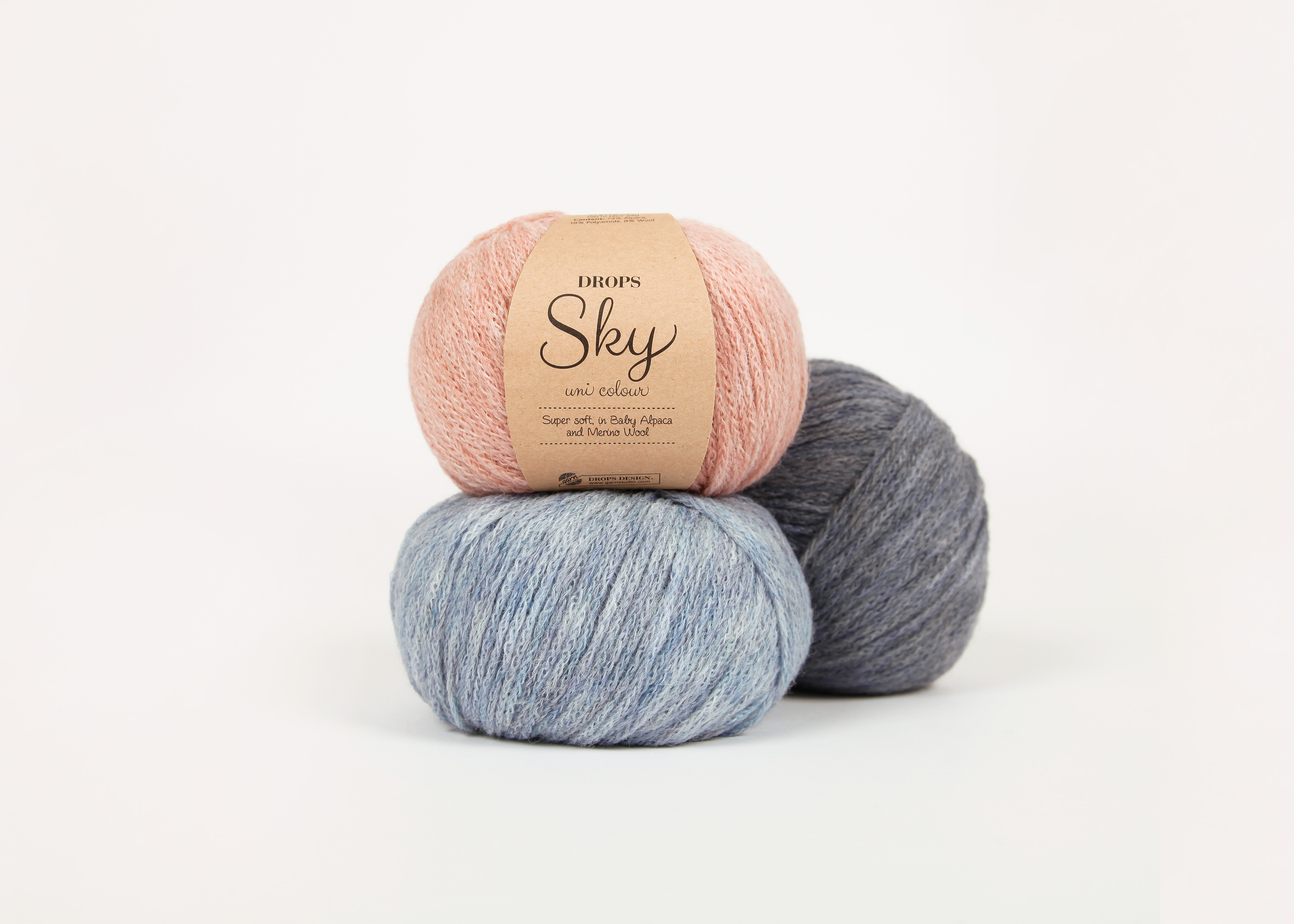 Drops Sky, 21 maskor stickfasthet stickor 4,0 mm