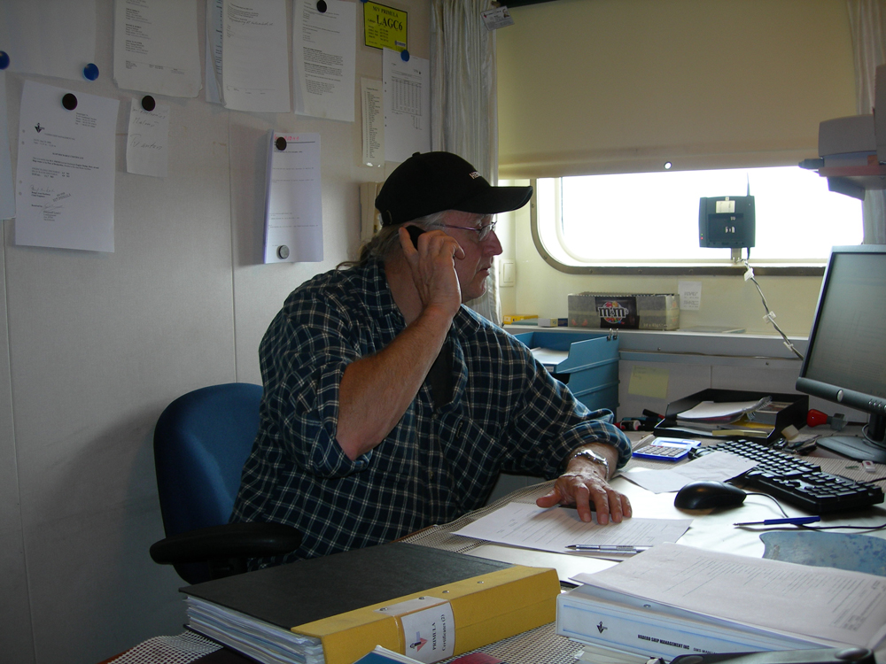 VSAT BREDBAND & TELEFONI - 3