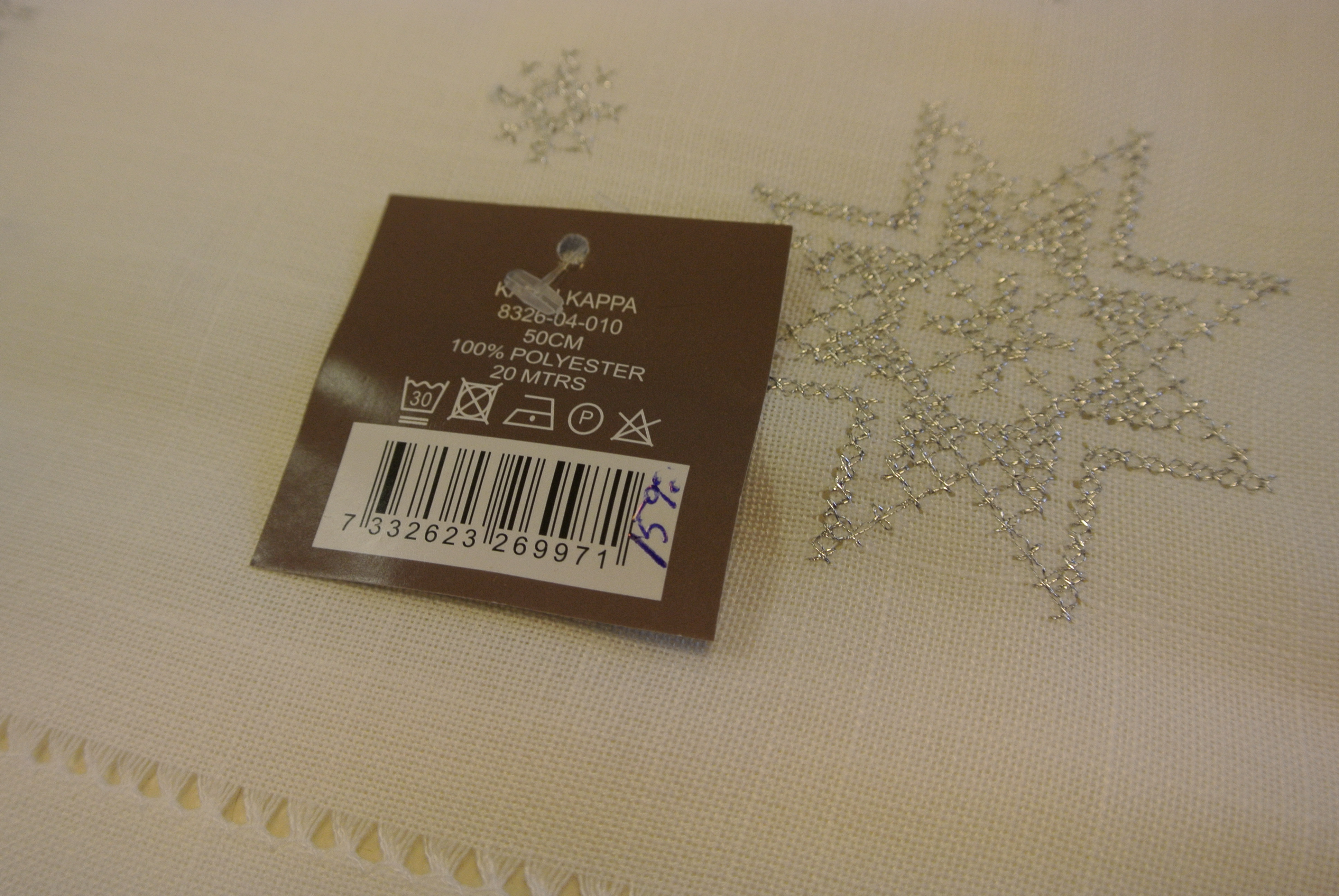 ljus botten med broderade silver flinger - 3