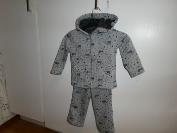 jacka och byxor sydda i art.102875