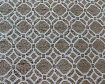 diagonalrutig i beige och offwithe
