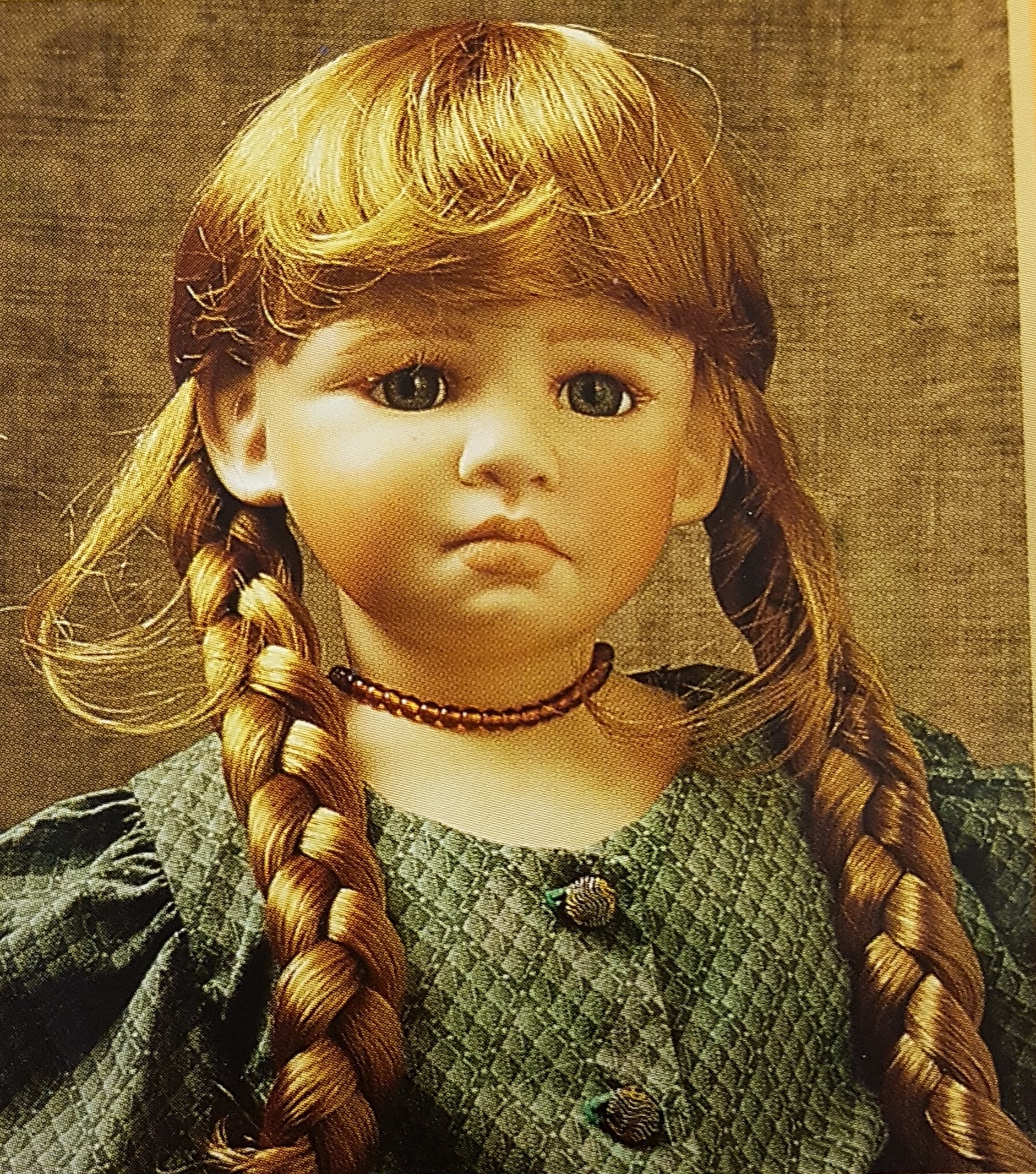 Marie - color 612 Light Blond