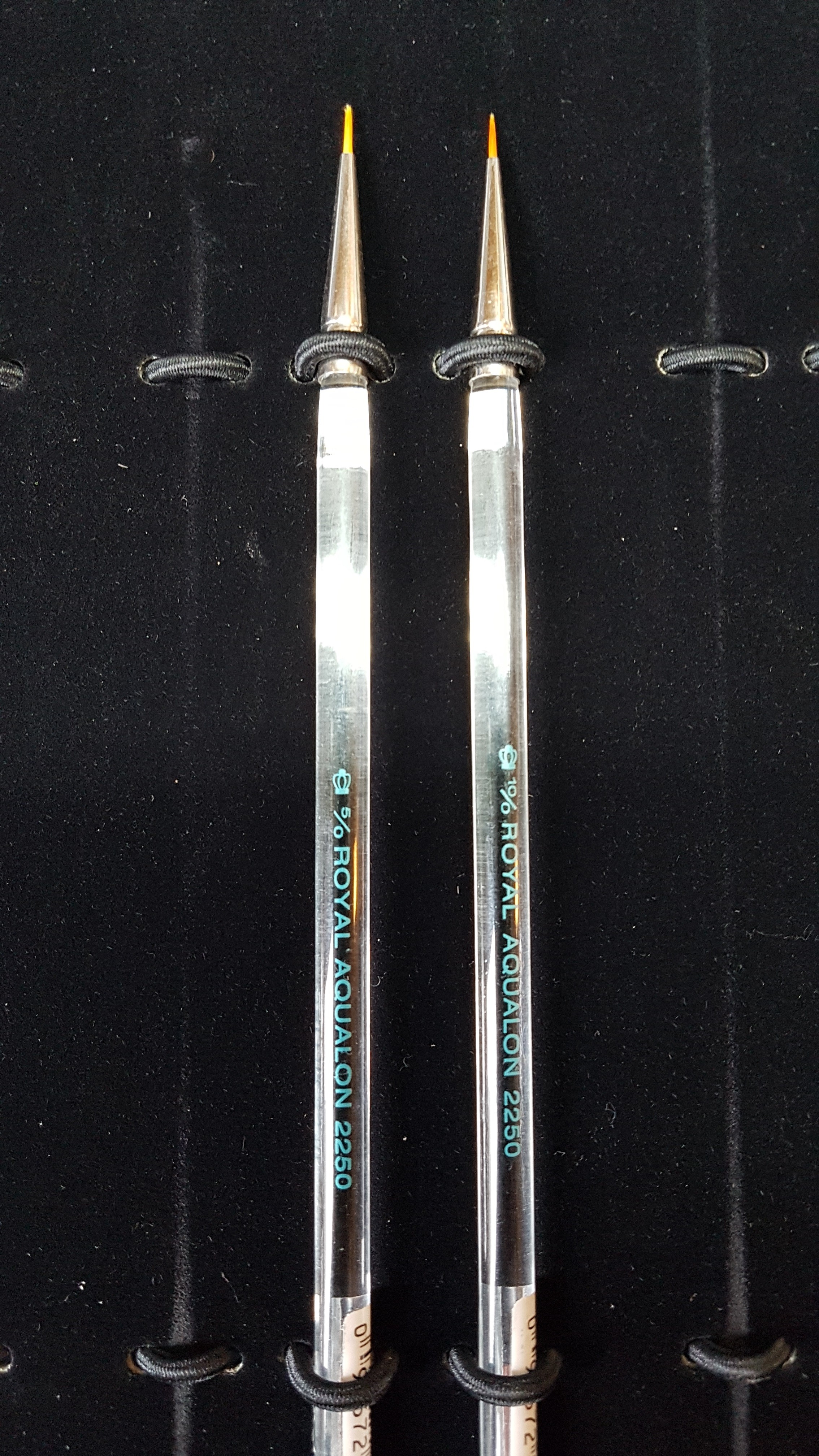 Round Nr 5/0 Aqualon Handle