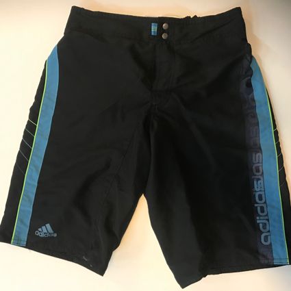 Badshorts Adidas Emblem, marinblå
