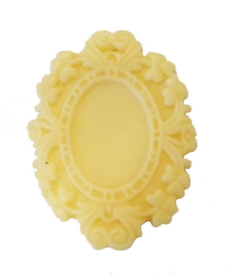 Cabochonfäste i resin 2st creme