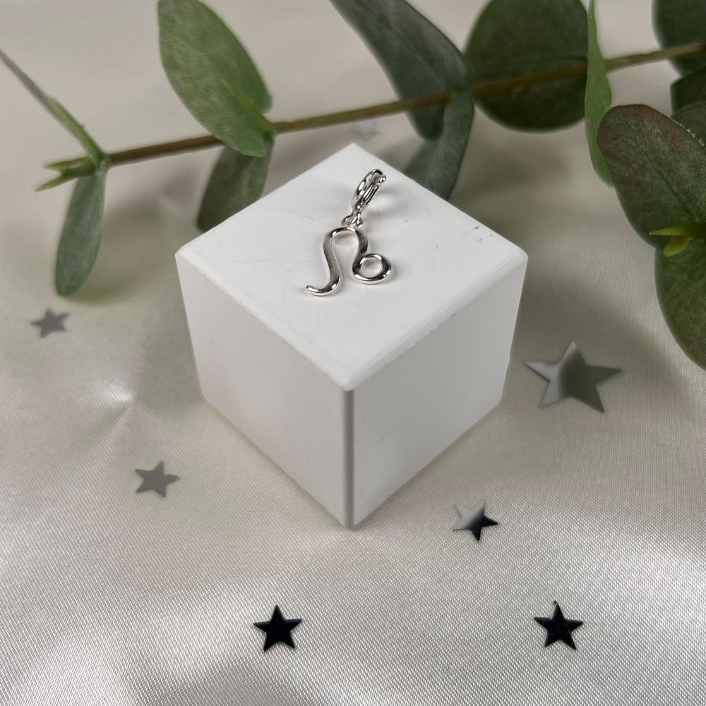 IAMLUND Lejonet berlock – zodiac smycke