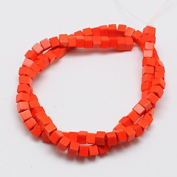 Imiterad turkos kub pärlor orange 8 mm – sträng ca 50 st