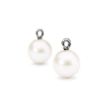 Trollbeads White Pearl Drops örhängesdetalj