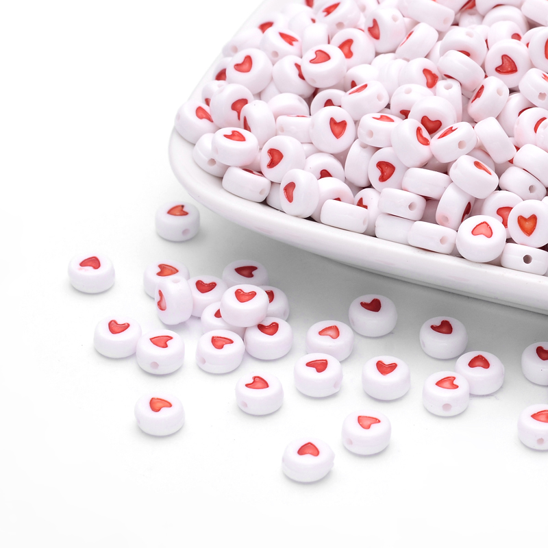 Skapa smycken med budskap 