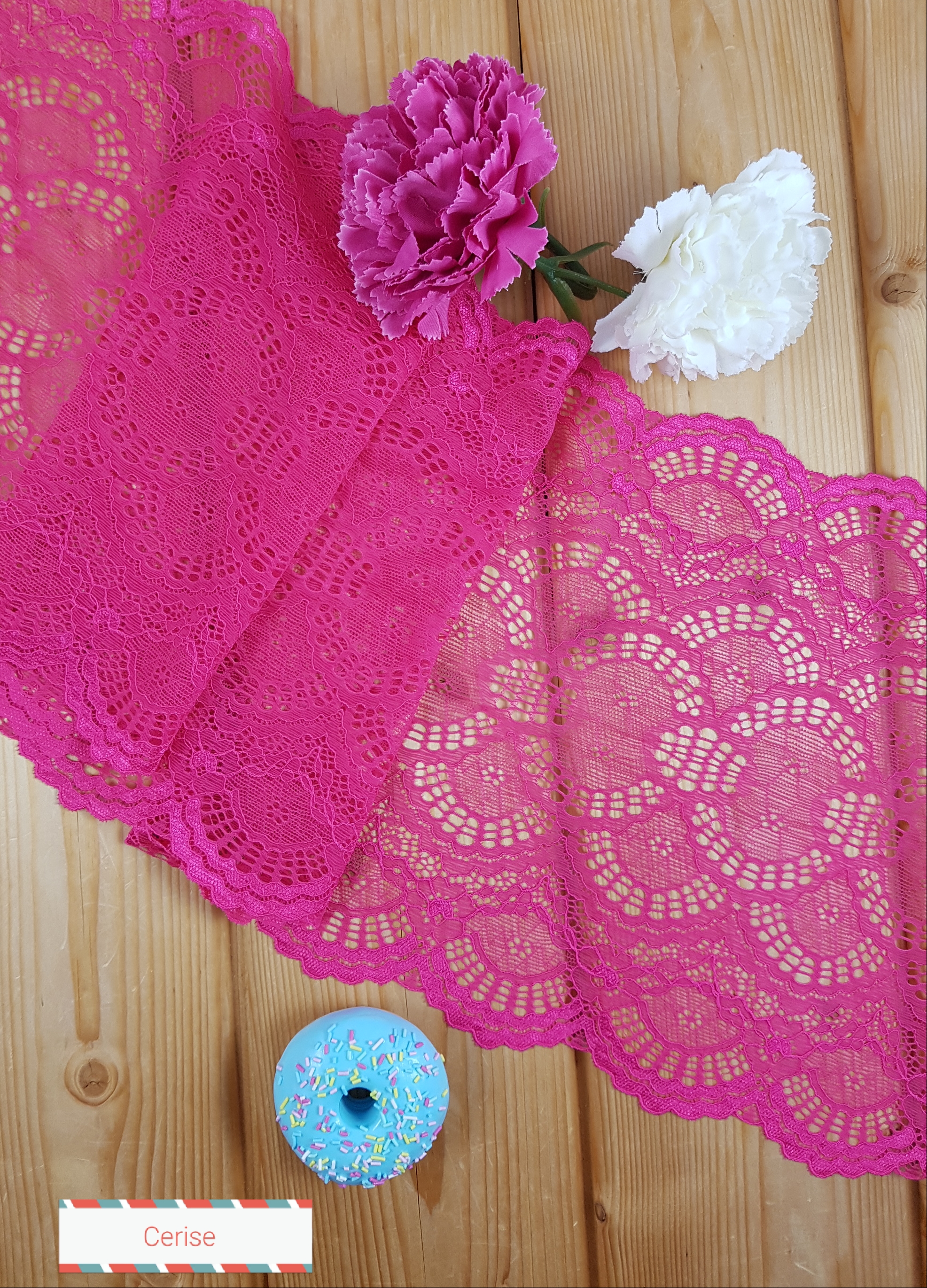 Lace with stretch 22 cm - 15