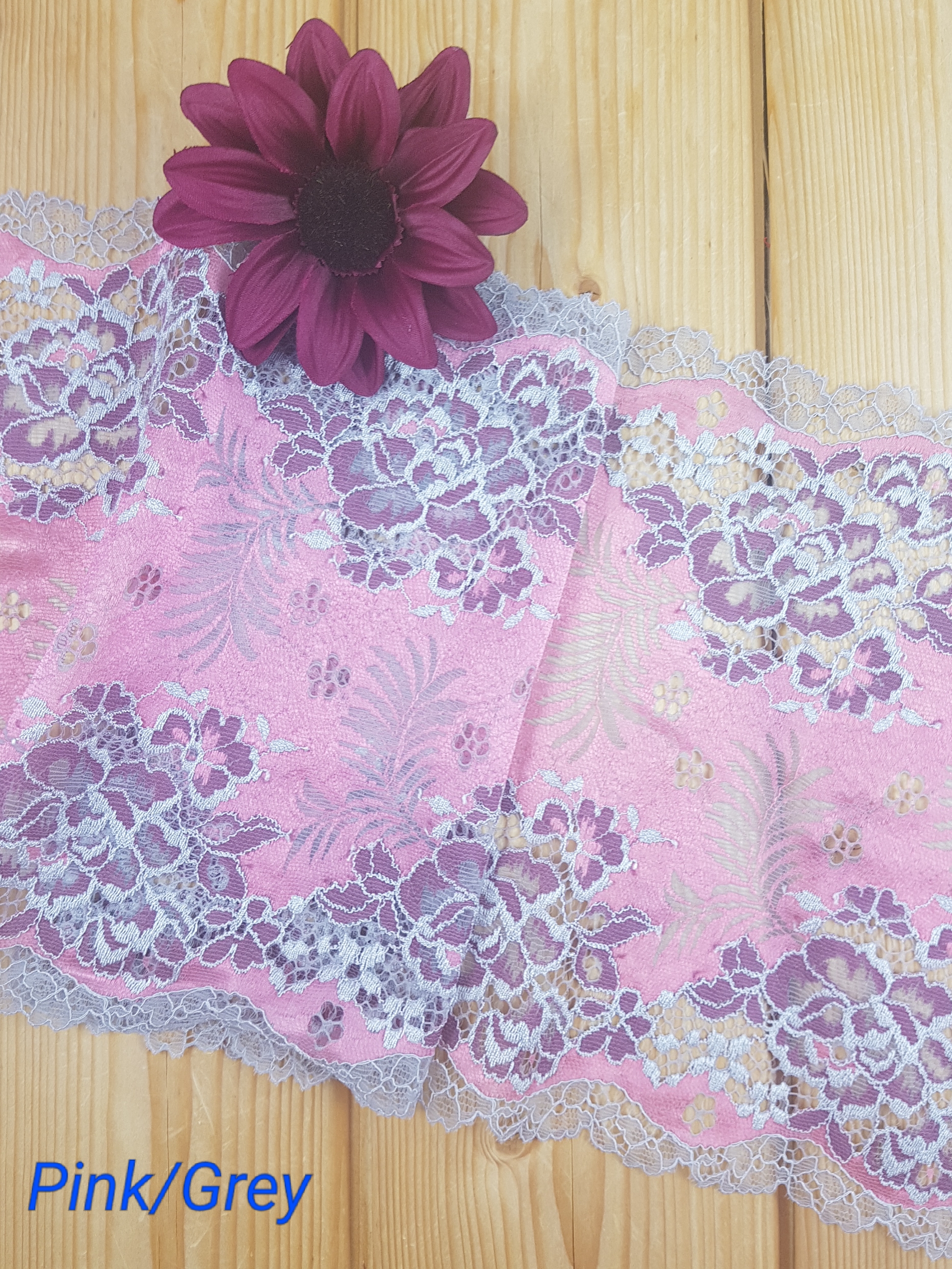 Lace with stretch 22 cm