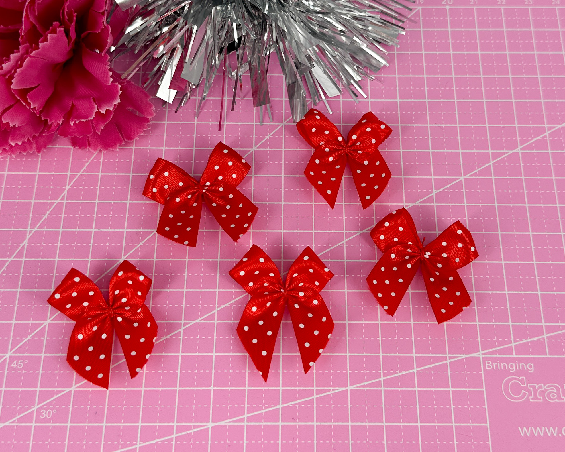 Bows with dots - 3